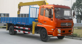 东风天锦随车起重运输车