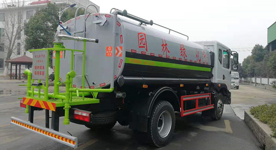 东风D9ipflive泡芙短视频app（12吨）